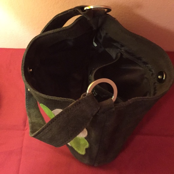 New York and Co small 100% cow suede shoulder bag - Picture 4 of 6